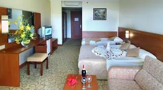 Hedef & Hotel Konaklı