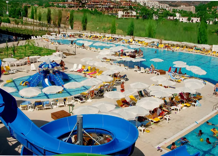 Hedef & 酒店 Konaklı