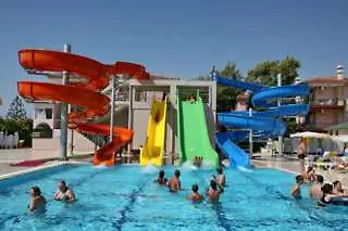 Hedef & 4* Konaklı